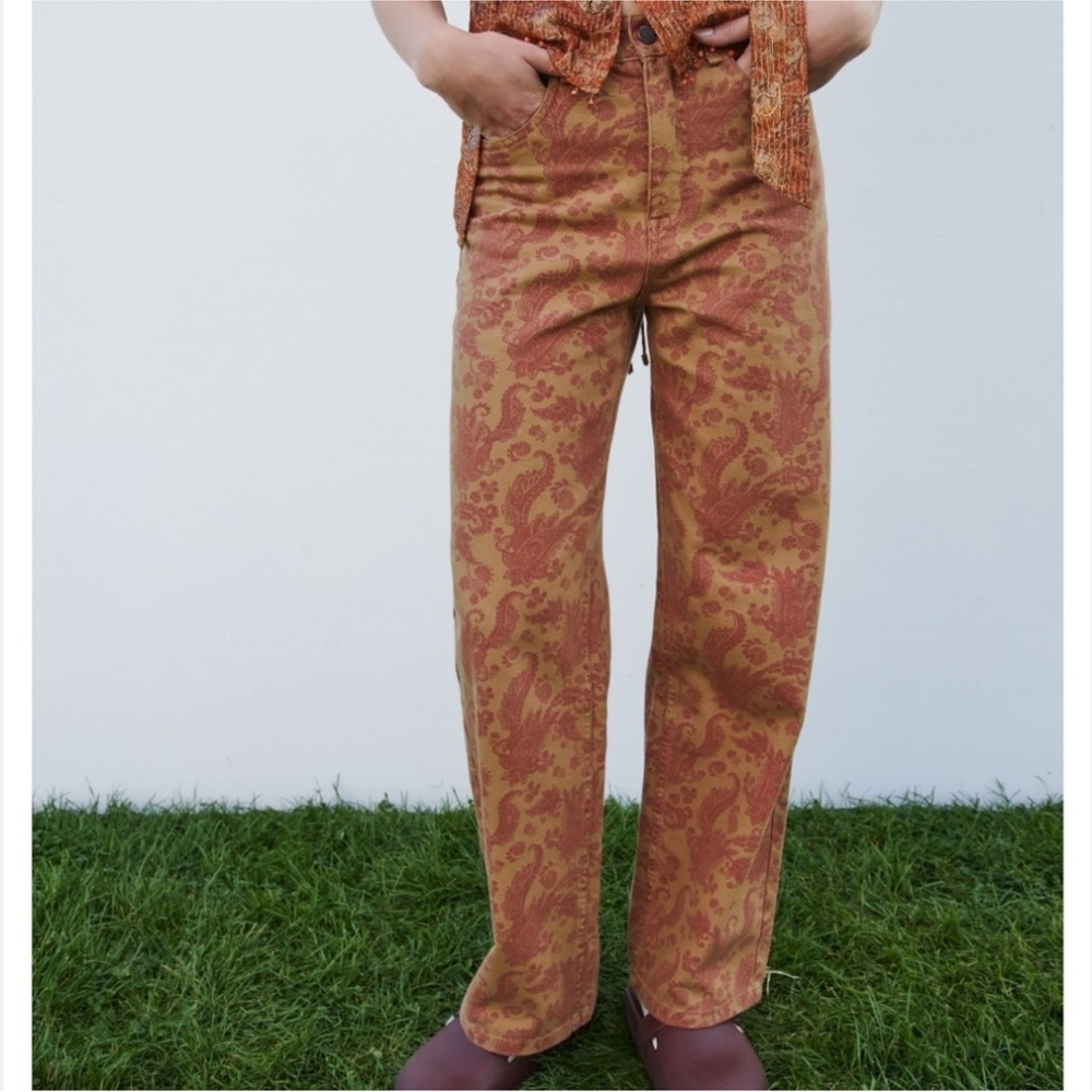 NWT Zara Brown and Tan Paisley Straight Leg Jeans